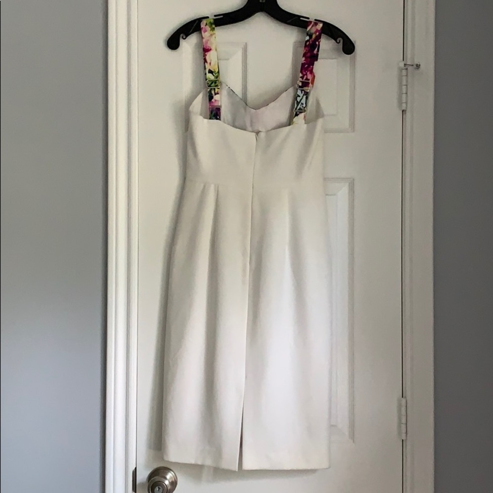 Black Halo Sadie Dress! - Picture 4 of 5